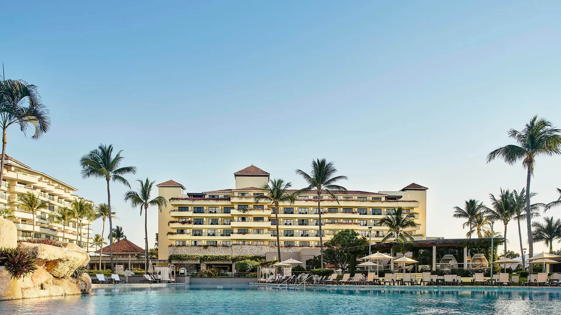 Marriott Puerto Vallarta Resort & Spa