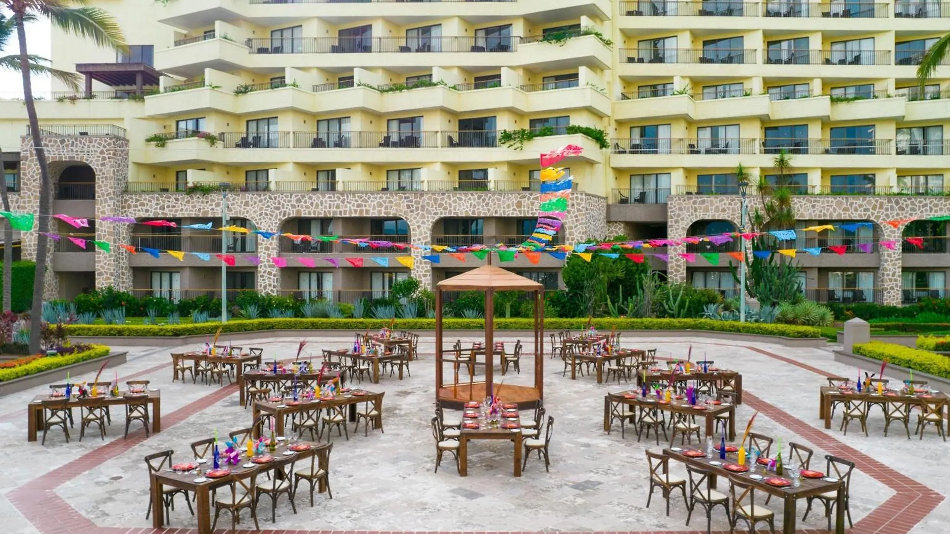 Marriott Puerto Vallarta Resort & Spa