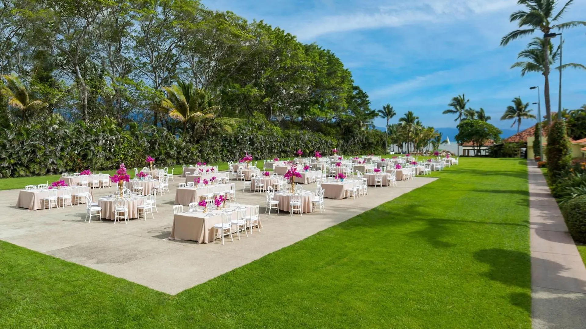 Marriott Puerto Vallarta Resort & Spa
